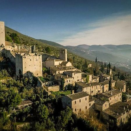 Relais Borgo Lizori Country House Campello sul Clitunno Dış mekan fotoğraf