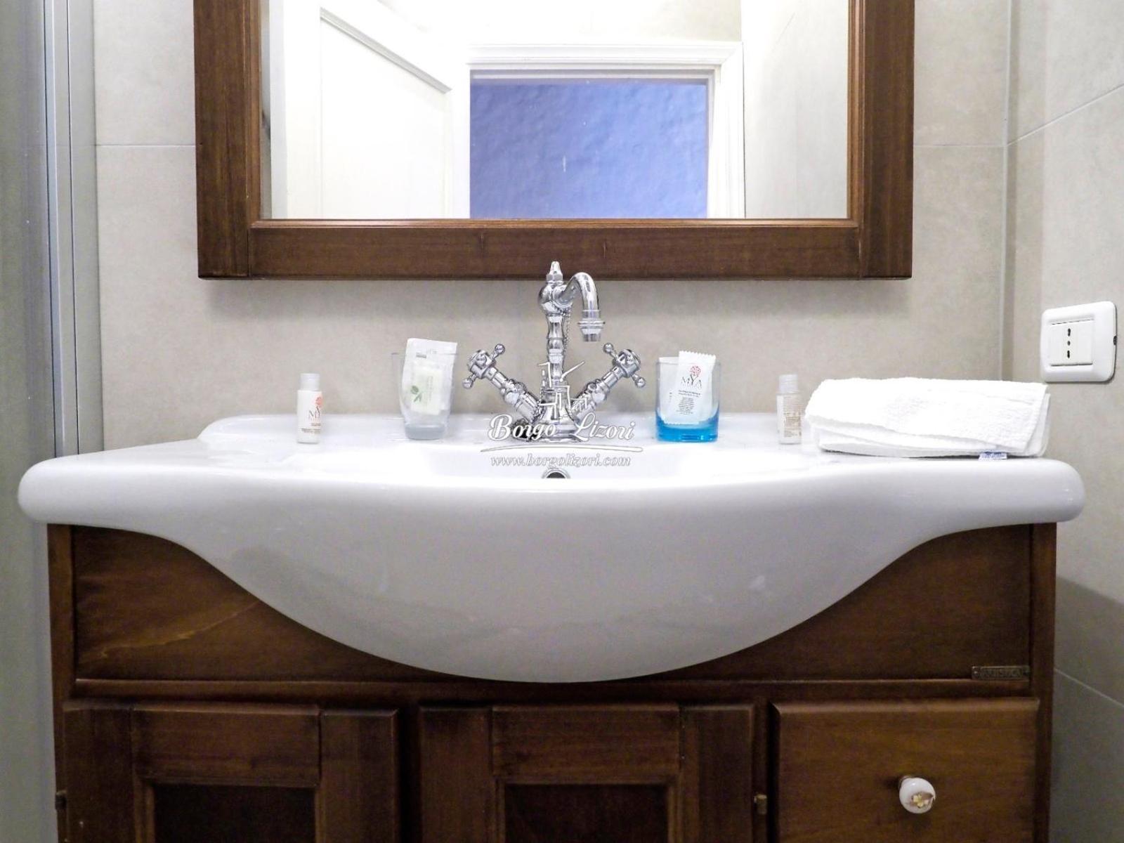 Relais Borgo Lizori Country House Campello sul Clitunno Dış mekan fotoğraf