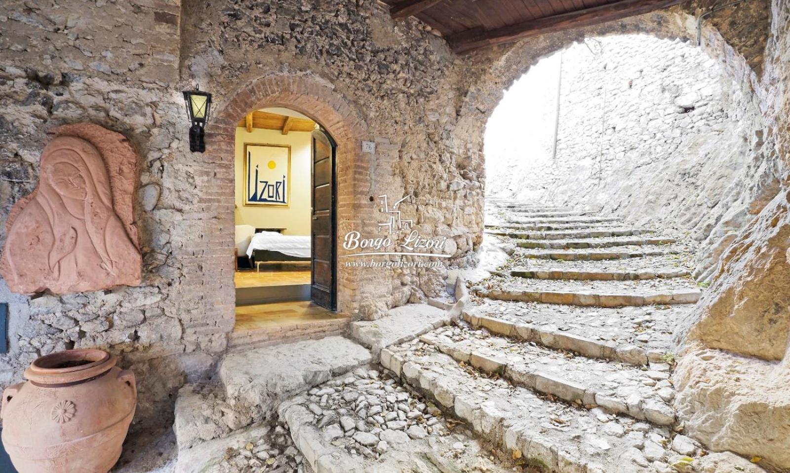 Relais Borgo Lizori Country House Campello sul Clitunno Dış mekan fotoğraf