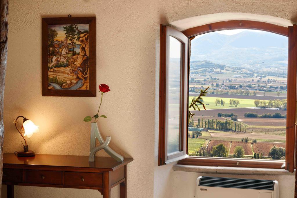 Relais Borgo Lizori Country House Campello sul Clitunno Dış mekan fotoğraf