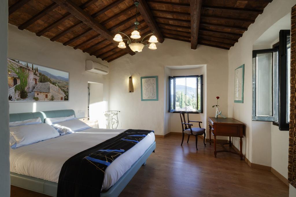 Relais Borgo Lizori Country House Campello sul Clitunno Dış mekan fotoğraf