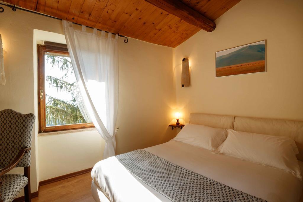 Relais Borgo Lizori Country House Campello sul Clitunno Dış mekan fotoğraf