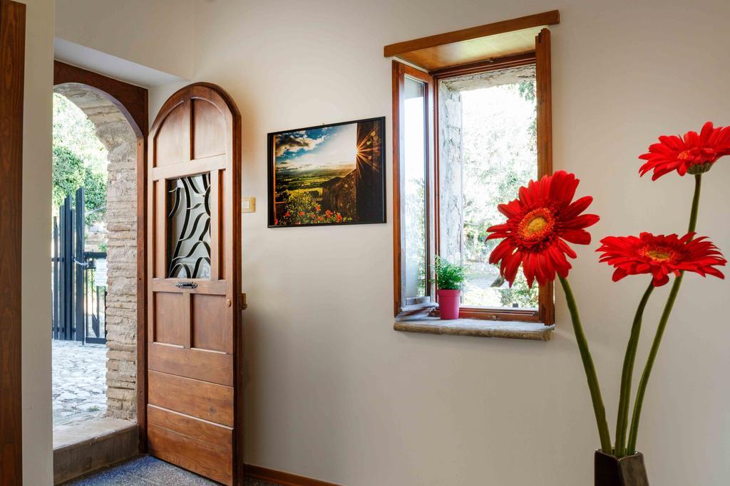 Relais Borgo Lizori Country House Campello sul Clitunno Dış mekan fotoğraf