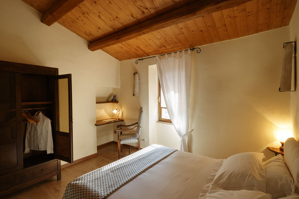 Relais Borgo Lizori Country House Campello sul Clitunno Dış mekan fotoğraf