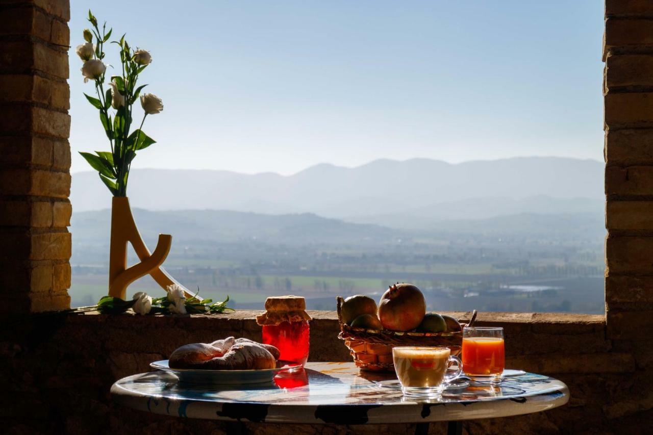 Relais Borgo Lizori Country House Campello sul Clitunno Dış mekan fotoğraf