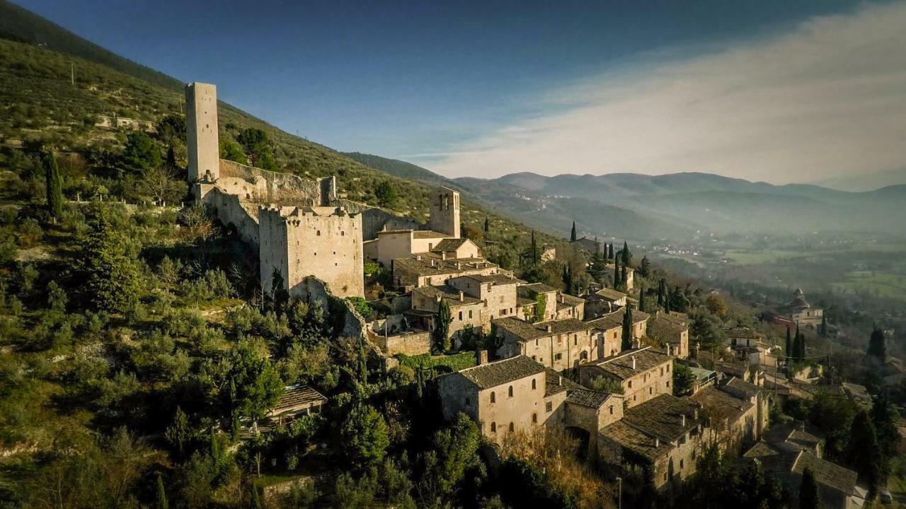 Relais Borgo Lizori Country House Campello sul Clitunno Dış mekan fotoğraf